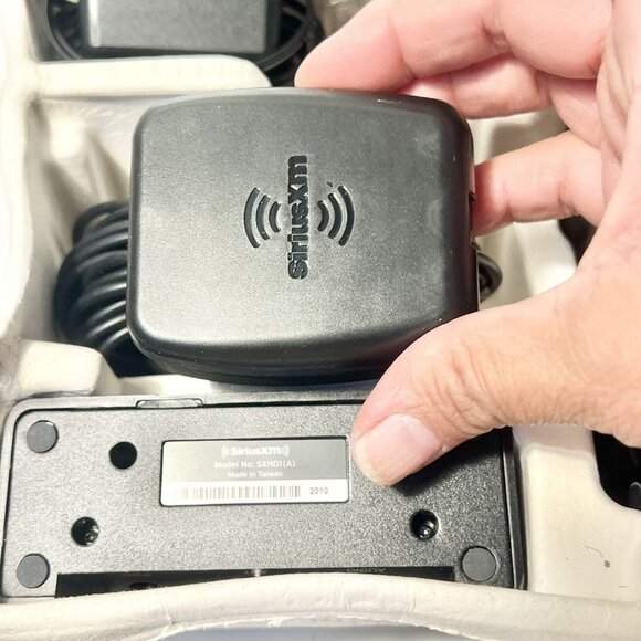 Sirius-Xm Sirius/SiriusXM Dock & Play Home Kit - Picture 6 of 6